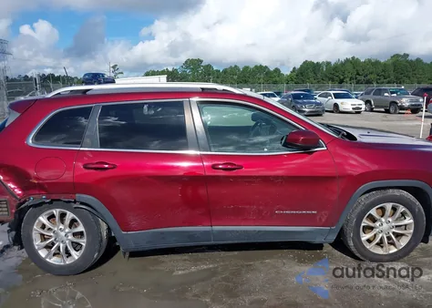 2019 Jeep Cherokee Latitude Fwd из США, поврежденный, VIN 1C4PJLCB8KD145017